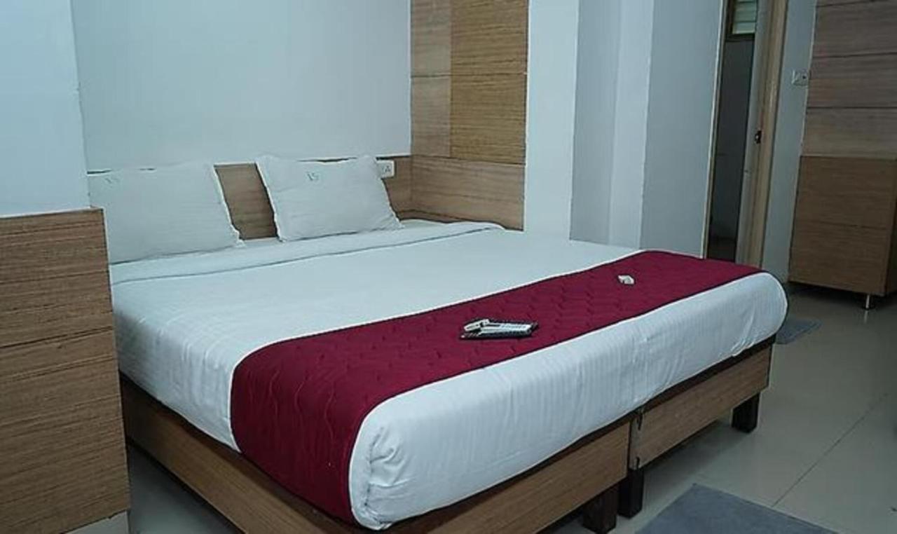 Fabexpress I5 Boutique Hotell Chennai Exteriör bild