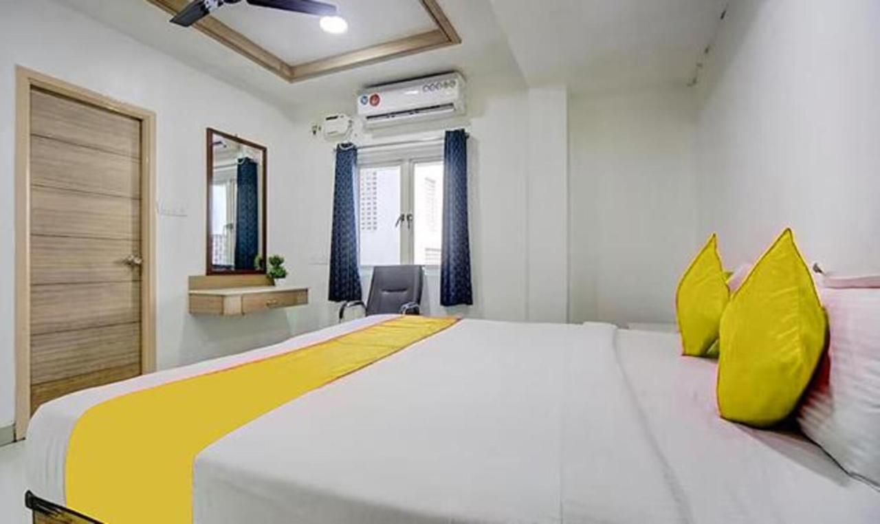 Fabexpress I5 Boutique Hotell Chennai Exteriör bild