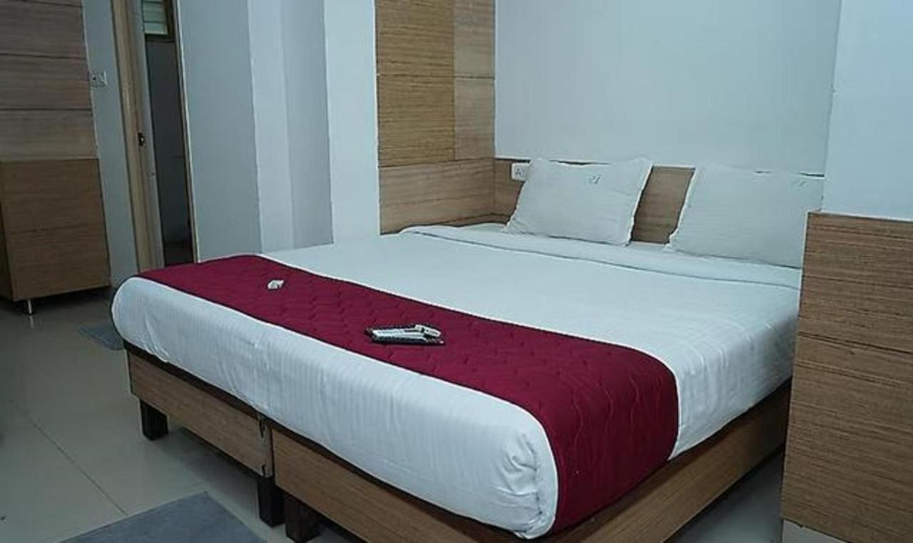 Fabexpress I5 Boutique Hotell Chennai Exteriör bild
